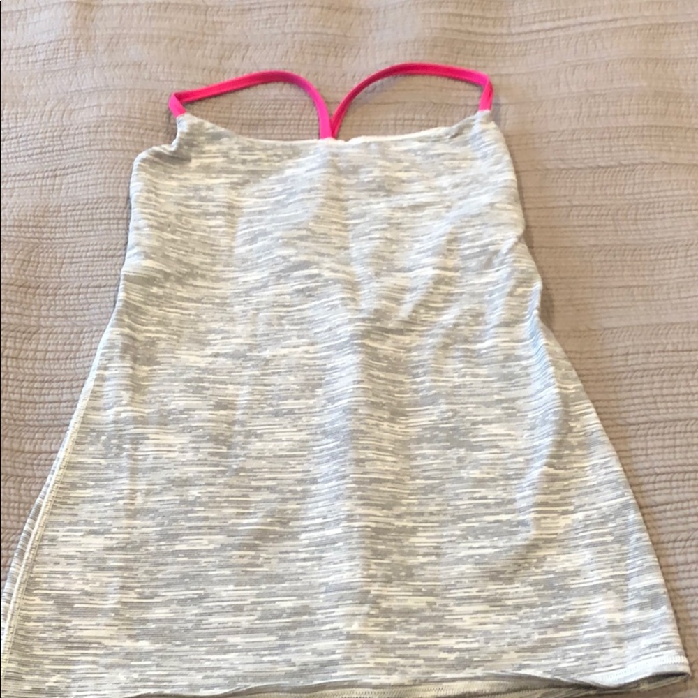 Lululemon top
